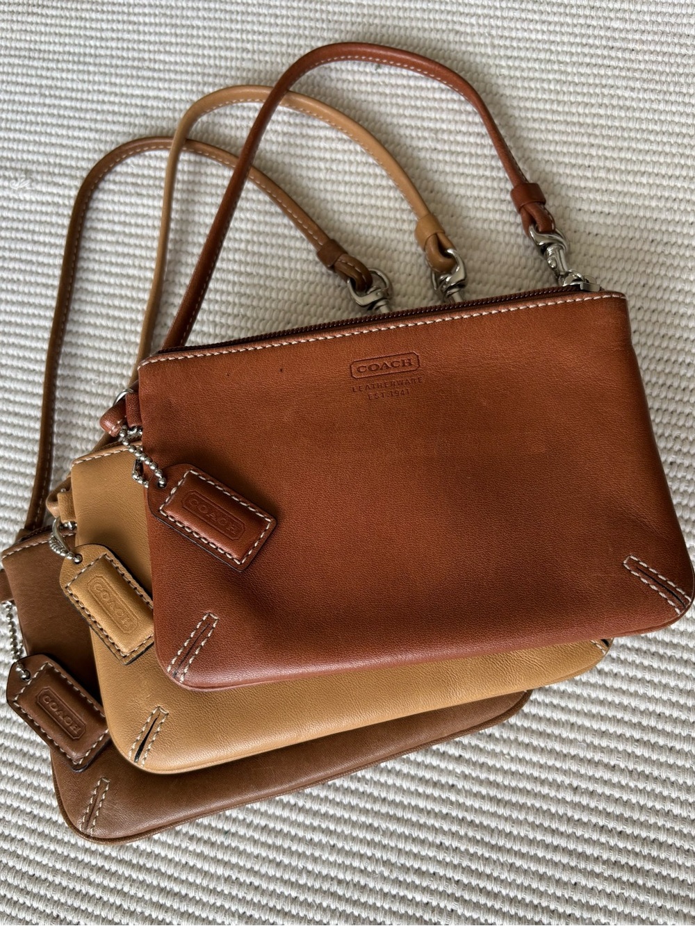 🤩🤎VTG COACH Skinny Wristlet Set🤎🤩